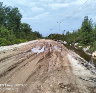 Rekonstruksi Jalan Pujon-Jangkang Senilai Rp 20 Milyar Terindikasi Tidak Sesuai Kontrak