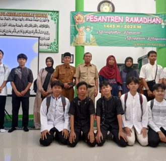 Pesantren Ramadan Memperkuat Pengetahuan dan Karakter Anak-Anak di Sekolah SMPN 14 Kota Tangerang
