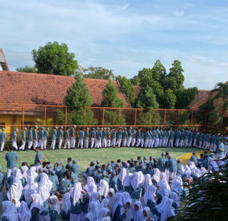 Acara Halal Bihalal Awali Masuk Sekolah Di SMKN 1 Sukorejo Berlangsung Khidmat