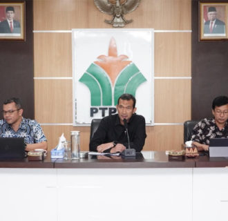 Dukung Program Peremajaan Sawit Rakyat, PTPN IV Regional 4 Latih 20 Petugas PSR