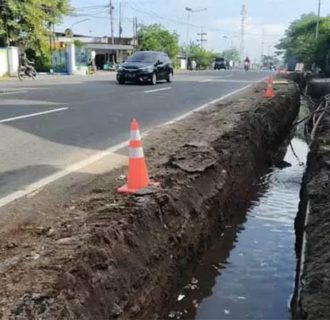 Pemerintah Kabupaten Pasuruan Melalui PU Bina Marga  Siapkan Anggaran 2 M untuk Benahi Drainase dan Plengsengan