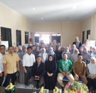 STIH Painan Gelar Acara PKM di Desa Dukuh