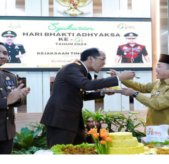 Gubernur Al Haris  Hadir Acara Syukuran Peringatan Hari Bhakti Adhyaksa ke-64
