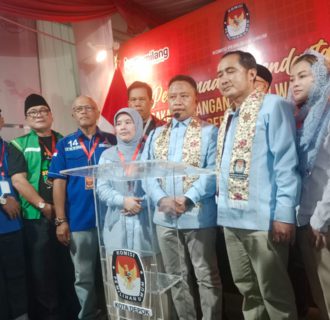 Supian Suri Daftar ke KPU: Koalisi Besar 12 Partai Politik untuk Perubahan Kota Depok