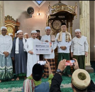 Gubernur Al Haris Bersama Pejabat Pemprov Jambi Safari Subuh