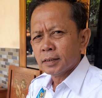 Sekitar 1.050 Warga Jambu Karya Terima Bantuan Beras dari Pemerintah