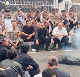 Aksi Unjuk Rasa Mahasiswa di Ciamis Kawal Keputusan MK