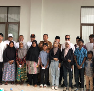 Kolaborsi Doer Voer dan BAZNAS Ciamis Dengan Menggelar Kegiatan Bakti Sosial