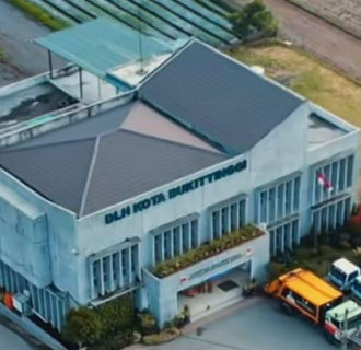 Wako Bukittinggi Tinjau Pembangunan Gedung Pengolahan Sampah  