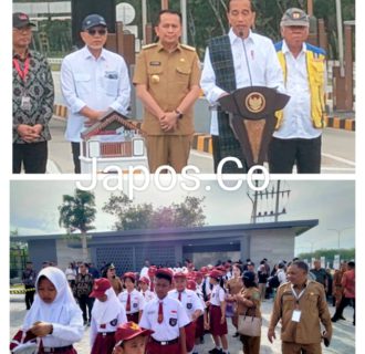 Kadisdik Simalungun Dampingi Puluhan Siswa SD SMP Meriahkan Peresmian Tol Sinaksak