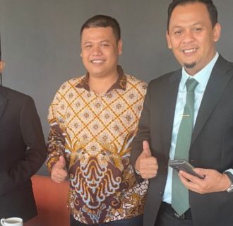 Yanuarilham Hadiri Pelantikan DPRD Provinsi Banten