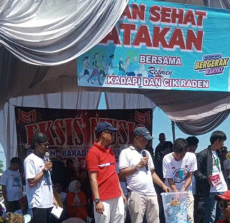 Antusias Masyarakat Meriahkan Jalan Sehat Ratakan Bersama Resmen Kadapi -Cik Raden