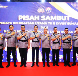 Irjen Sandi Pimpin Sertijab PJU Baru Humas Polri