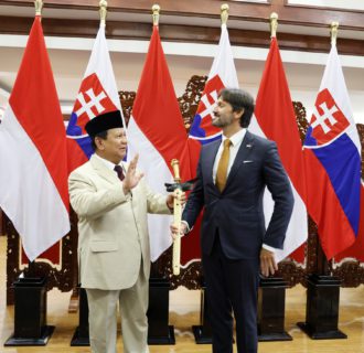 Menhan Prabowo Terima Kunjungan Kehormatan Menhan Slovakia