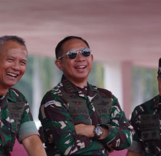 Panglima TNI Tinjau Geladi Bersih Puncak Acara HUT Ke-79 TNI Tahun 2024