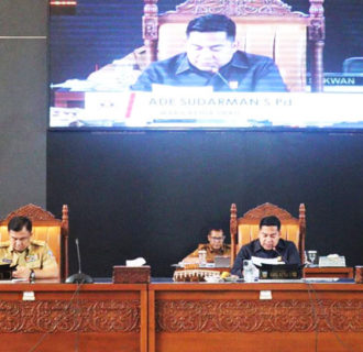 Dharmasraya Bahas Kenaikan APBD 2025: Bupati Sutan Riska Ungkap Prioritas Pembangunan