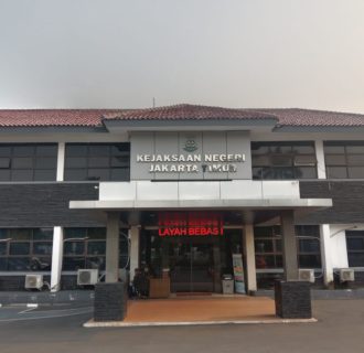 Kejaksaan Agung Lakukan Pelimpahan Tahap 2 Tersangka Kasus Korupsi Impor Emas PT Antam ke Kejari Jakarta Timur