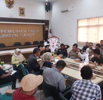 KPU Garut Gelar Rakor Kampanye Terbuka, Paslon Berebut Hari yang Sama