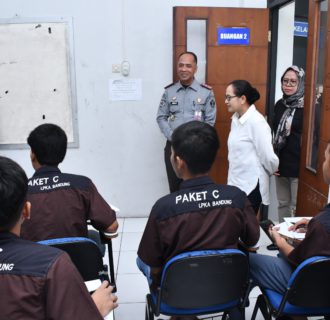 Kajati Jabar Kunjungi Lembaga Pembinaan Khusus Anak Kelas II Bandung