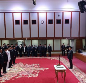 M Anwar Dilantik Sebagai Asisten Deputi Pengendalian Penduduk DKI Jakarta