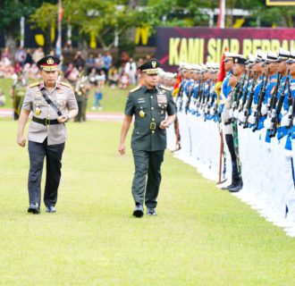 Panglima TNI dan Kapolri Lantik Prajurit Taruna Akademi TNI dan Bhayangkara Taruna Akademi Kepolisian di Akademi Militer Magelang