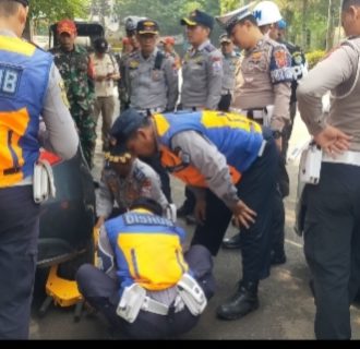 Dishub Kota Cimahi Gelar Operasi Penertiban Parkir Kendaraan Sembarangan