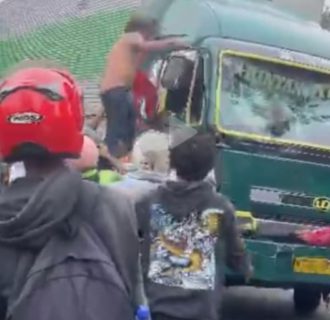 Mobil Ekspedisi Tabrak 78 Orang di Tangerang, Puluhan Korban Dilarikan ke Rumah Sakit