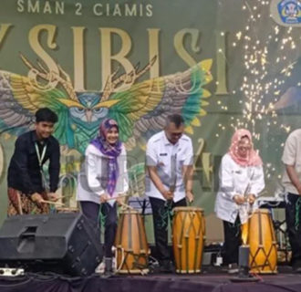 Pj. Bupati Ciamis Apresiasi Kegiatan Eksebisi DOEA di SMAN 2 Ciamis