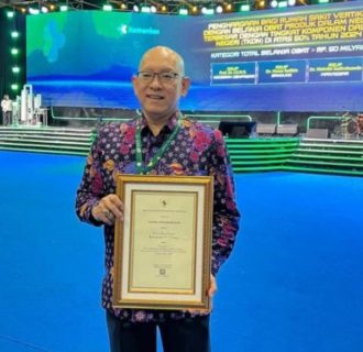 Dinkes Kabupaten Tangerang Raih Penghargaan Peringkat 1 Implementasi Smile ATM Terbaik