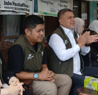 Warga Kelurahan Aur Kuning Beri Dukungan Pada Paslon Novil-Fresdo