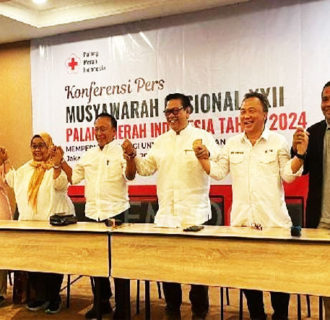 Agung Laksono Santai Tanggapi Tudingan Hobi Pecah Partai Golkar Dan Kosgoro