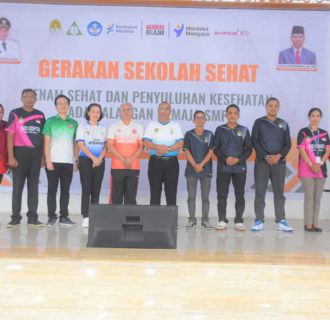 Staff Ahli Bupati Ketapang, Membuka Acara Gerakan Sekolah Sehat
