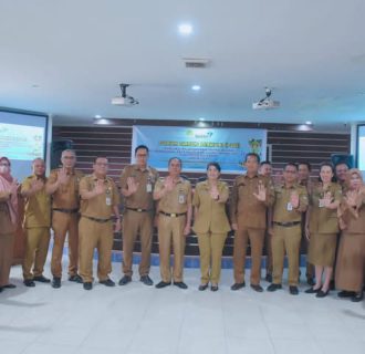 Donatus Franseda AP MM Buka Kegiatan Evaluasi Pelaksanaan Grand Design Pembangunan kependudukan Kabupaten Ketapang
