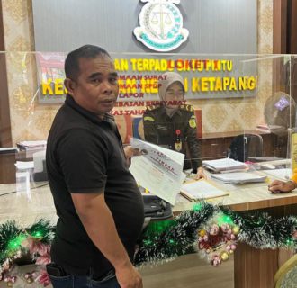Peringati Hari Anti Korupsi, LSM Tindak dan IWOI Laporkan Kades Pelapis KKU ke Kejari Ketapang