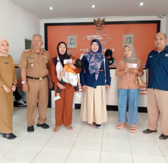 Pemkab Garut Salurkan BLT DBHCHT kepada 9.351 Penerima Manfaat