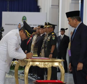 Benny Bachtiar Resmi Dilantik Sebagai Penjabat Wali Kota Cimahi Sisa Masa Bakti 2024-2025