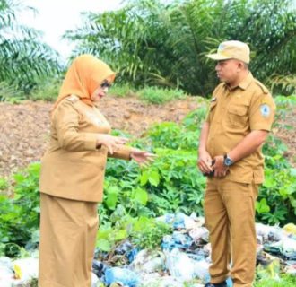 Plt Bupati Labuhanbatu Tinjau Tiga Lokasi Titik Sampah di Kota Rantauprapat