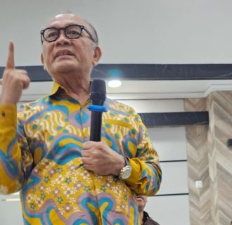 Mayjen TNI (Purn) Saurip Kadi: Pers Harus Independen dan Berani Suarakan Kebenaran