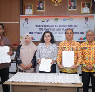 Asisten III Setda Hadiri Penandatangan Berita Acara Rekonsiliasi Atas Penyetoran Pajak-Pajak Pusat Yang di Setorkan ke Kas Negara