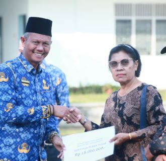 Asisten l Drs H Sarimpunan Ritonga MPd Pimpin Apel Gabungan Peringatan Hari Kesadaran Nasional
