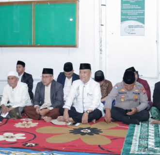 Staff Ahli Bupati Hadiri Acara Perayaan Akhir Tahun Pondok Pesantren Mambaul Khairat Ketapang