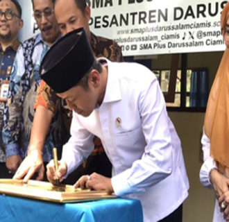 Wamendikdasmen Tegaskan Darussalam Sebagai Laboratorium Perkaderan Pemimpin Bangsa