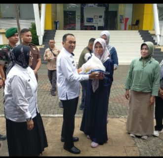 Pemkot Cimahi Salurkan 3.264 Paket Sembako Bersubsidi dari Pemprov Jabar