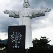 Kemegahan Patung Jesus Sibeabea Kontras dengan Derita Karyawannya: Gaji Tak Layak, Tanpa Libur dan Jaminan Sosial