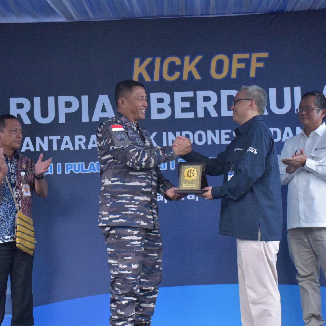 Rupiah Menyapa Pelosok Papua, Sinergi Bank Indonesia dan TNI AL Lepas Ekspedisi ERB 2025