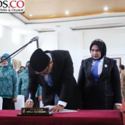 dr H Asri ludin Tambunan M.ked (PD ) Sp.PD Kukuhkan Ketua Pembina Posyandu Cerdas Sejahtera Religius