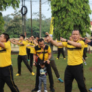 Polres Way Kanan Gelar Olahraga Bersama Meriahkan Hari Bhayangkara ke-79